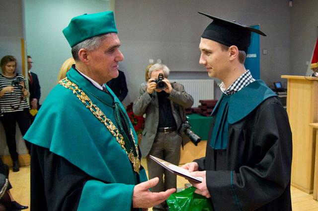 Prof. Janusz Zieliński, Prorektor ds. Filii w Płocku z inż. Dominikiem Iwańskim