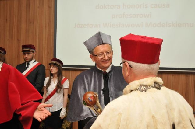Profesor Józef Modelski doktorem honoris causa