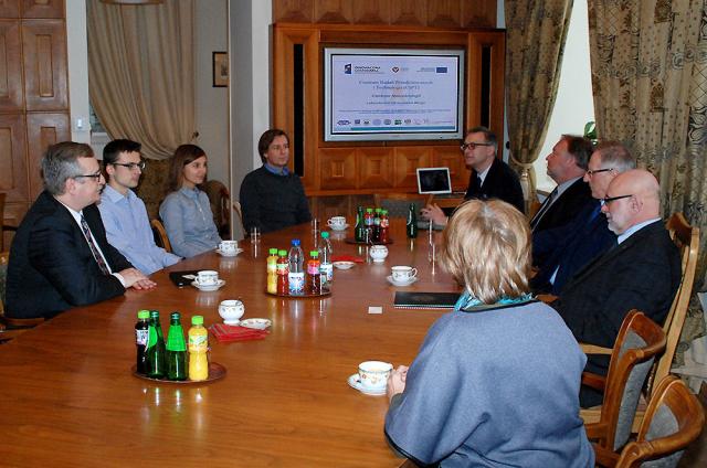 Delegacje IBD-PAN i PW podczas spotkania